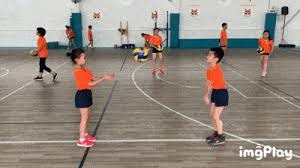 科比·怀特因小腿伤势缺席公牛对阵火箭比赛，延续伤病困扰