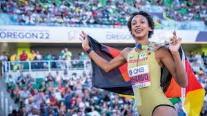 德州扑克读牌术：对手下注延迟1秒意味着什么（德州扑克读牌技巧：对手下注前停顿一秒意味着什么）