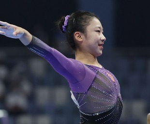 和平精英与巴啦啦小魔仙联动华丽亮相，刘美含领衔经典角色开启华丽全身变！