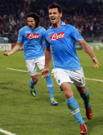 梅西以其柔 梅西以其柔