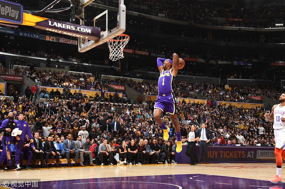 凌空抽射瞬 凌空抽射瞬